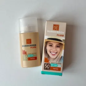ضد آفتاب فلوئیدی رنگی اسمارت دیفنس مای SPF50 حجم ۵۰ میل