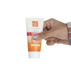 کرم ضد آفتاب بی رنگ مای مناسب پوست خشک SPF50 حجم ۵۰ میل